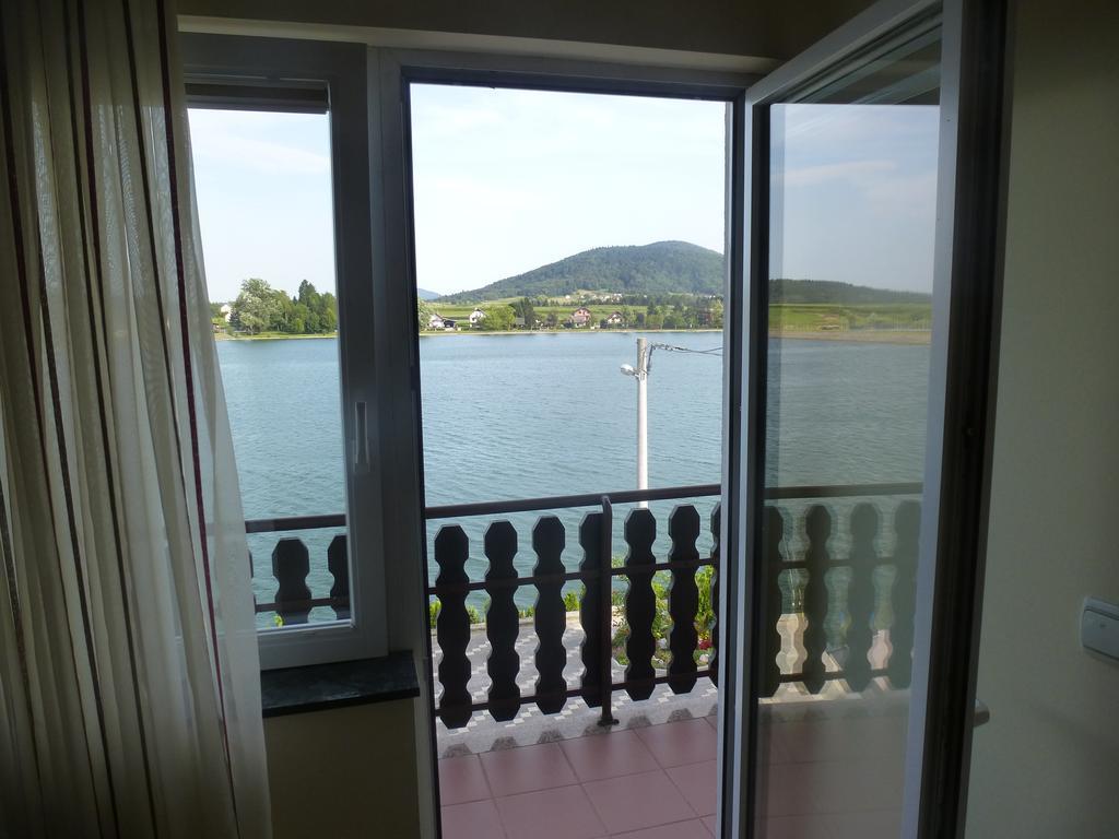 Apartments Mise Ogulin Quarto foto
