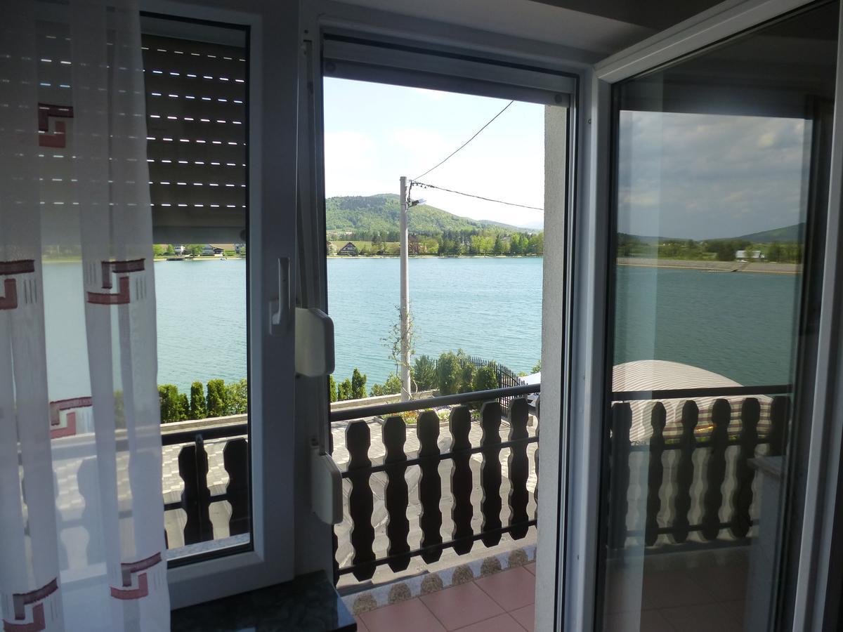 Apartments Mise Ogulin Exterior foto